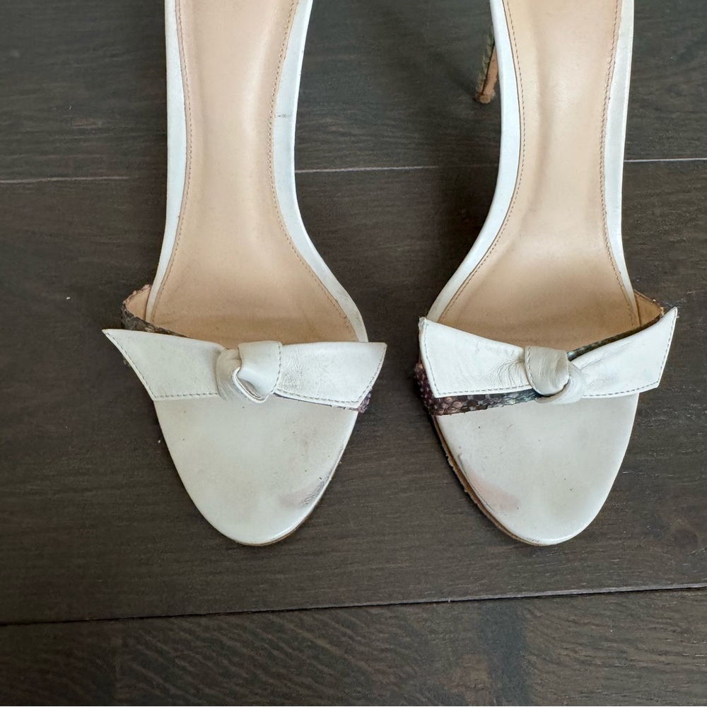 Alexandre Birman Cream Heels - Picture 3 of 6